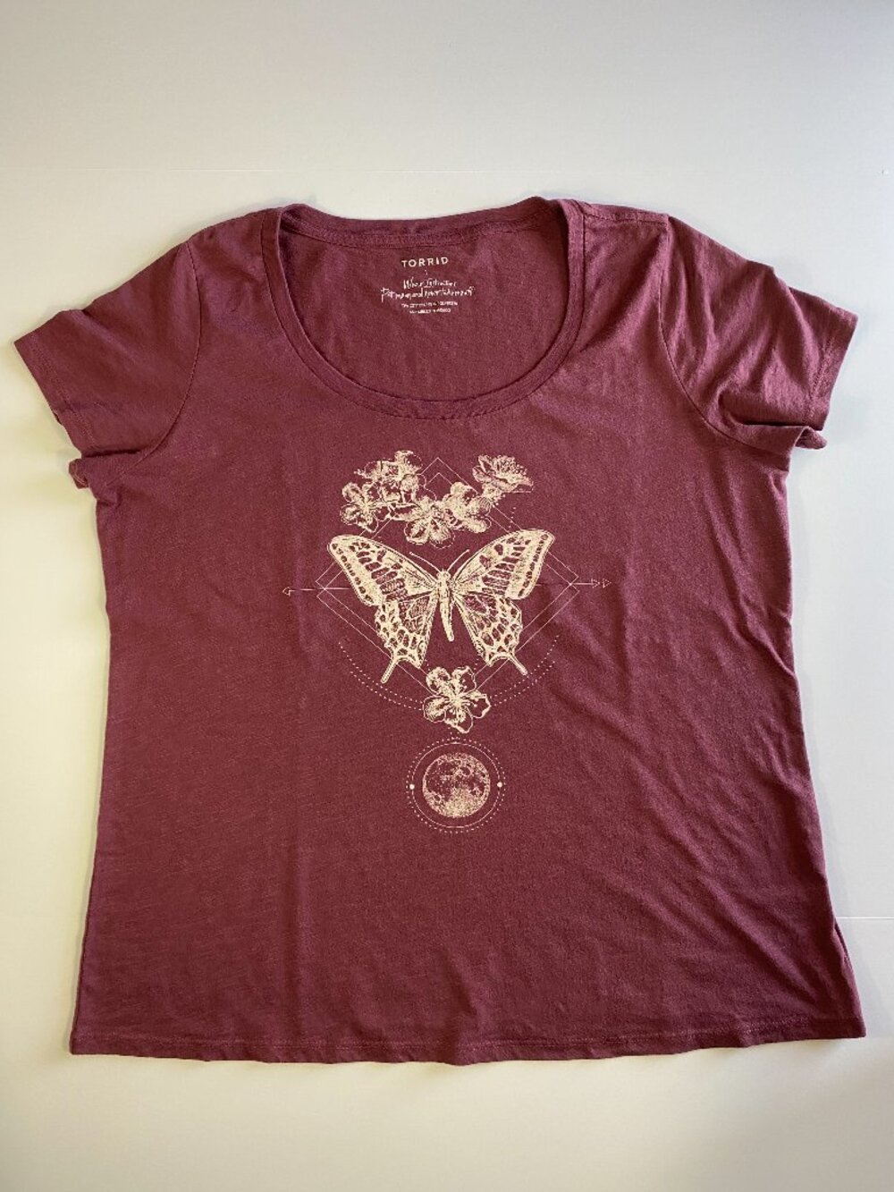Torrid SZ 1 Cotton T-Shirt with Floral Butterfly Graphic